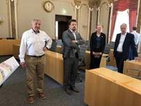 Direktoren Sedlak, Hoscher und Drobesch mit Andrea Preinfalk vom LRH OÖ